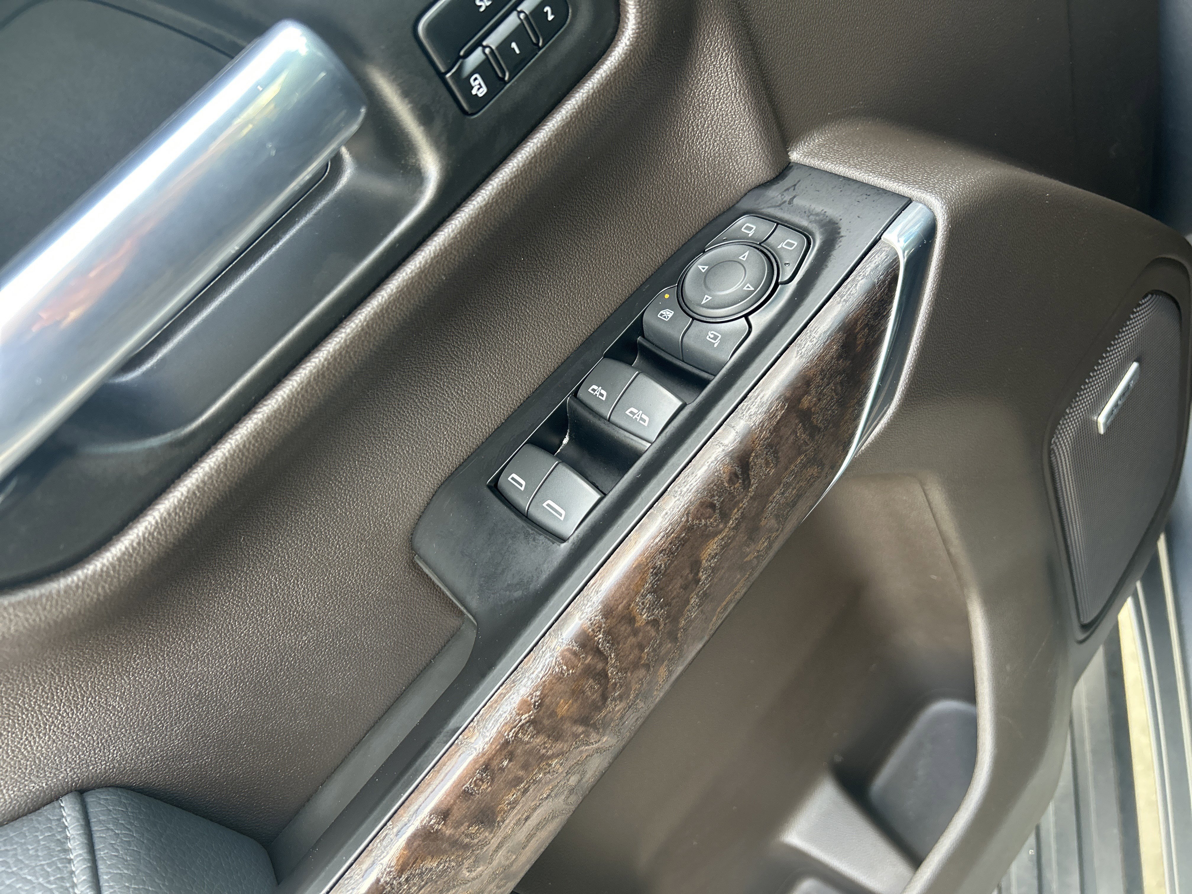 Used 2020 GMC Sierra 1500 Denali w/ Denali Ultimate Package image 23