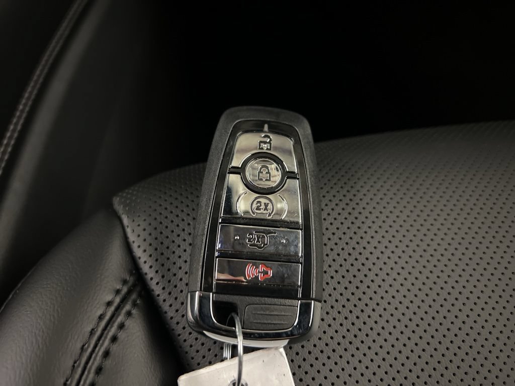 Used 2026 Lincoln Corsair Premiere AWD/4WD image 40
