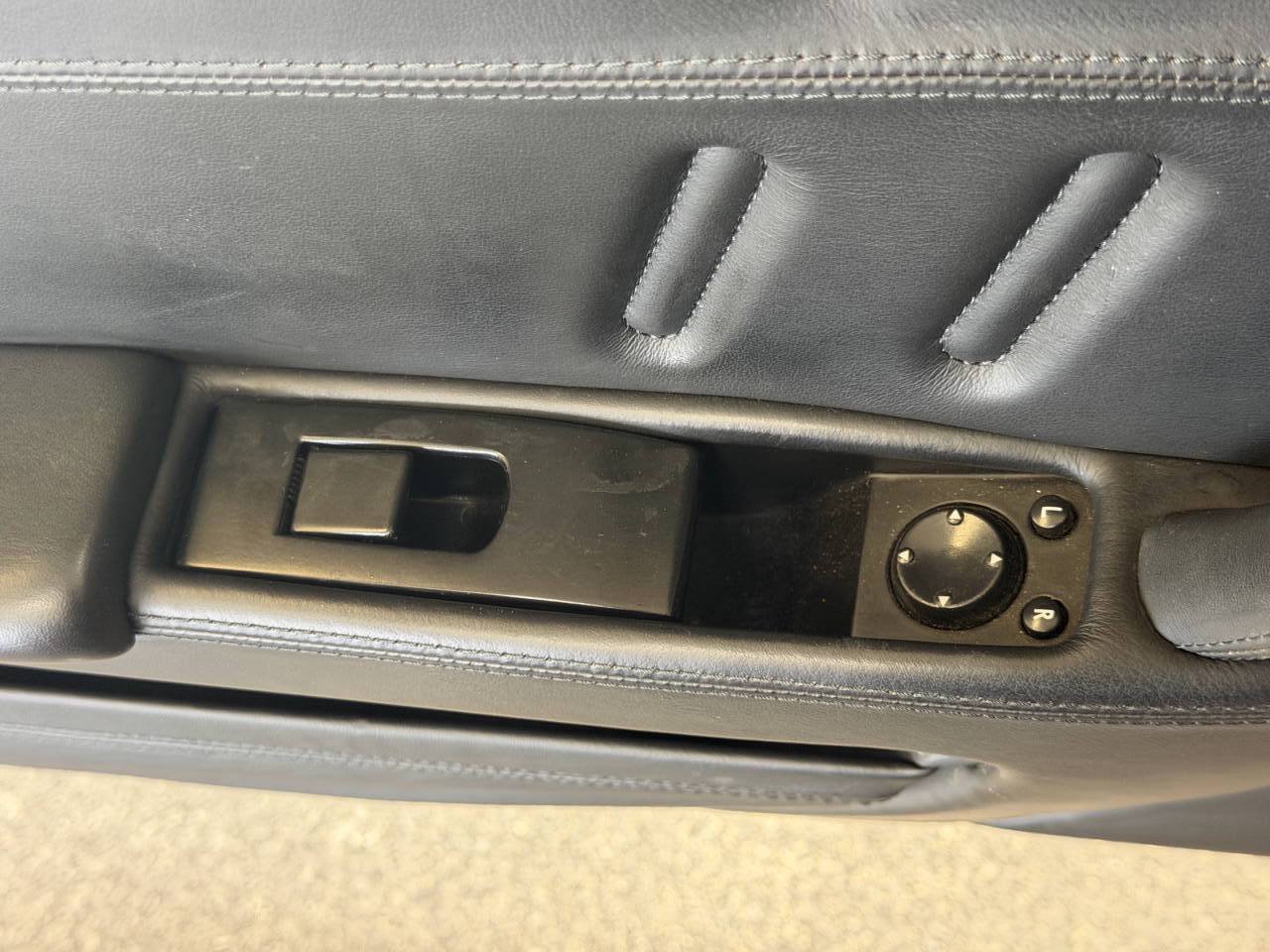 Used 2002 Ferrari 575M Maranello RWD image 28
