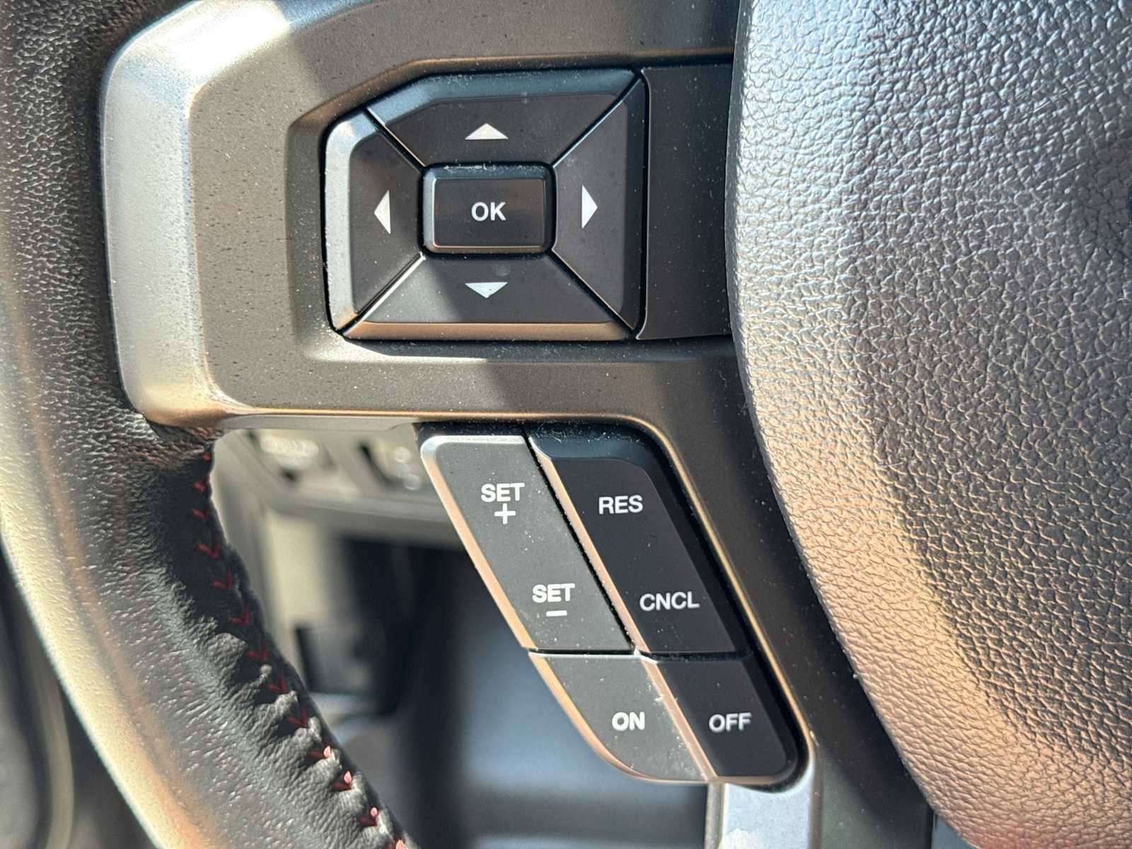 Used 2019 Ford F150 Lariat AWD/4WD image 23
