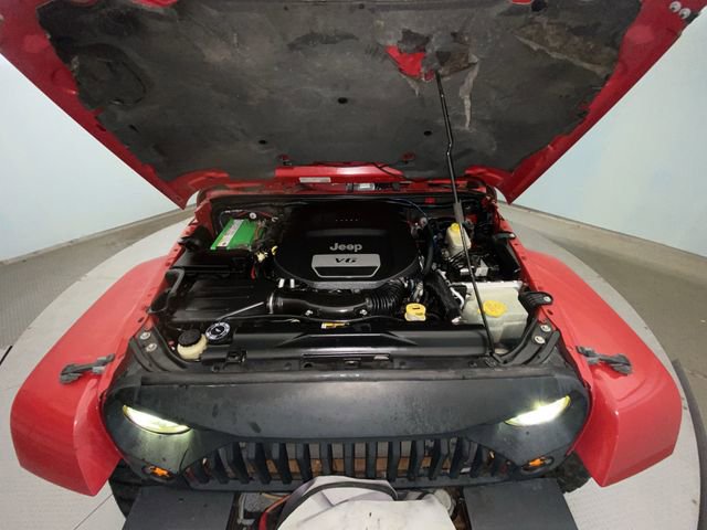 Used 2014 Jeep Wrangler Unlimited Sahara image 24