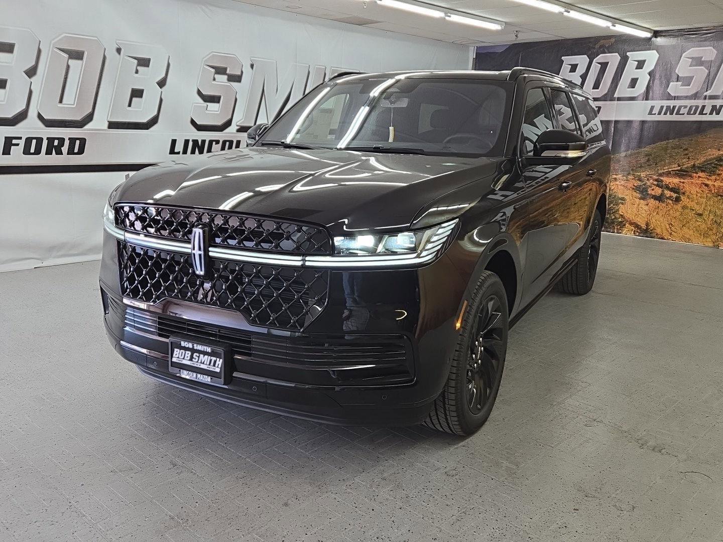 New 2025 Lincoln Navigator L Reserve w/ Jet Appearance Package image 25