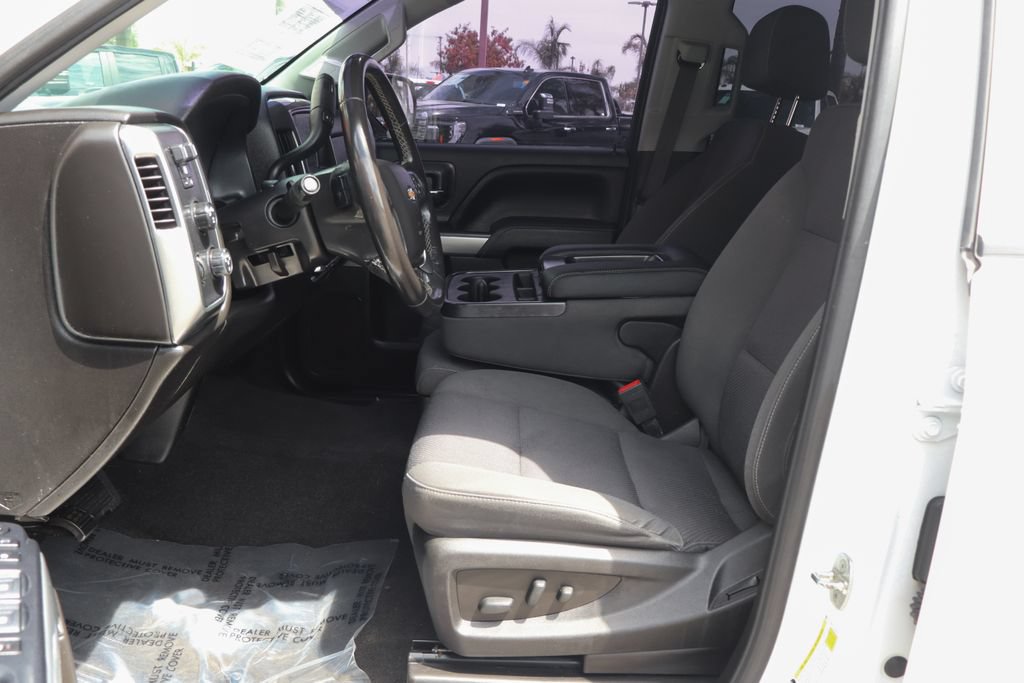 Used 2018 Chevrolet Silverado 1500 LT w/ All Star Edition AWD/4WD image 19