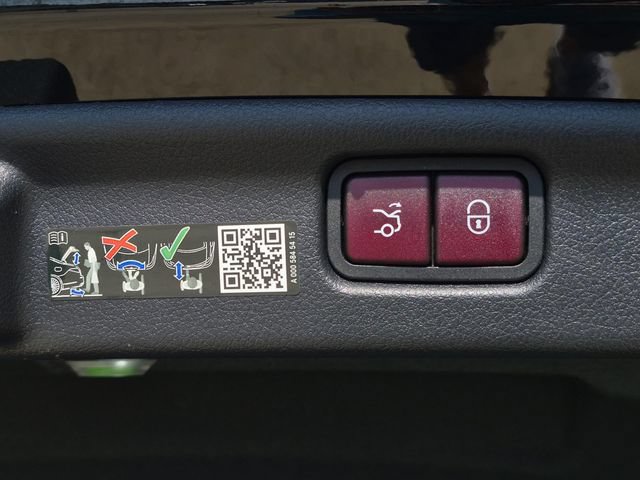 Certified 2024 Mercedes-Benz C 300 Sedan image 10
