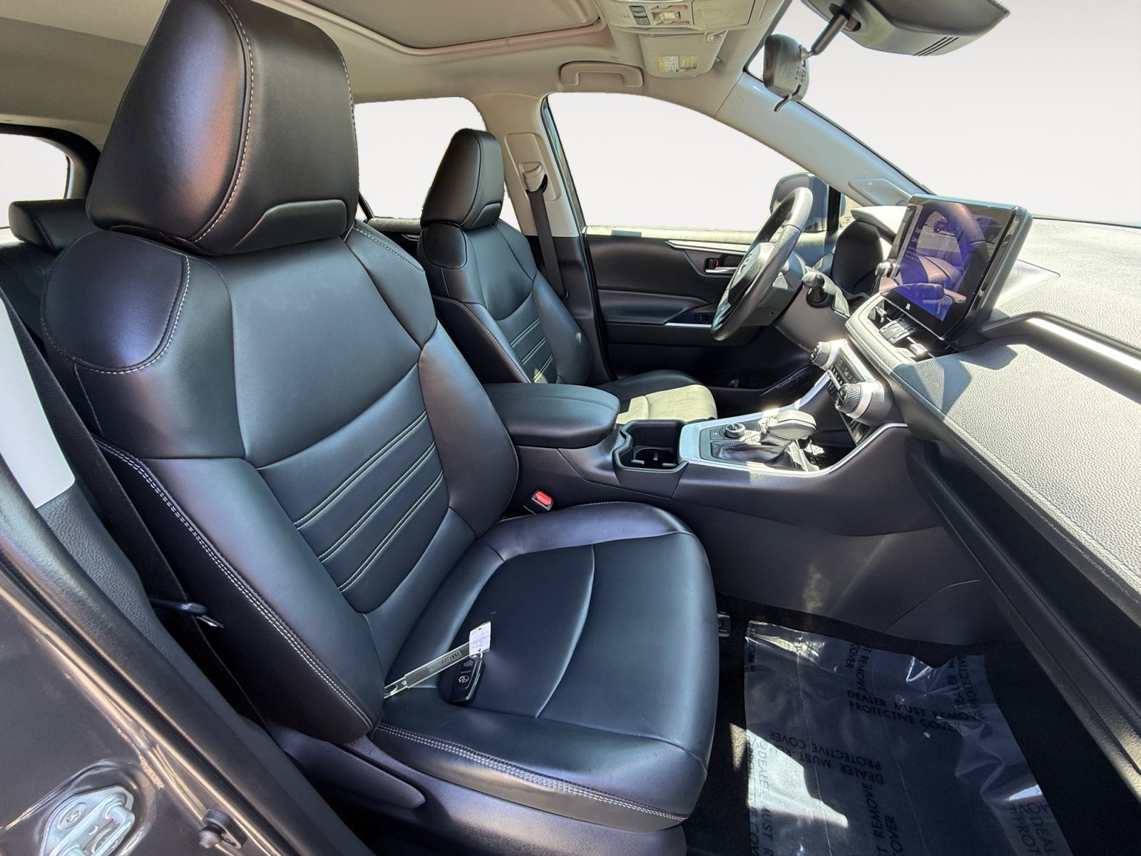 Used 2024 Toyota RAV4 XLE Premium w/ Weather Package AWD/4WD image 19