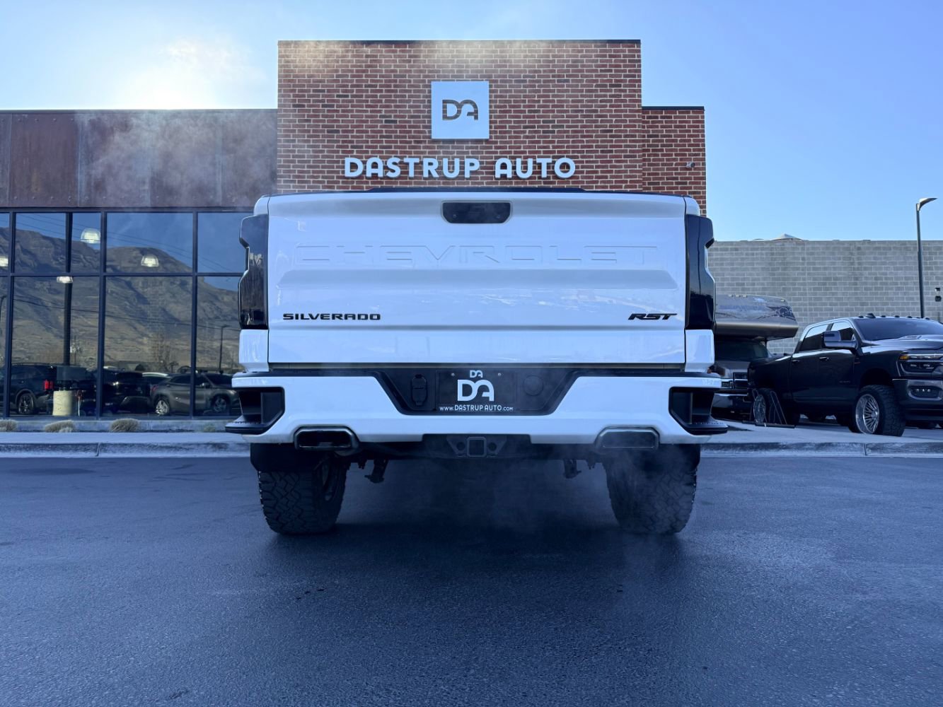 Used 2021 Chevrolet Silverado 1500 RST w/ Convenience Package II AWD/4WD image 6