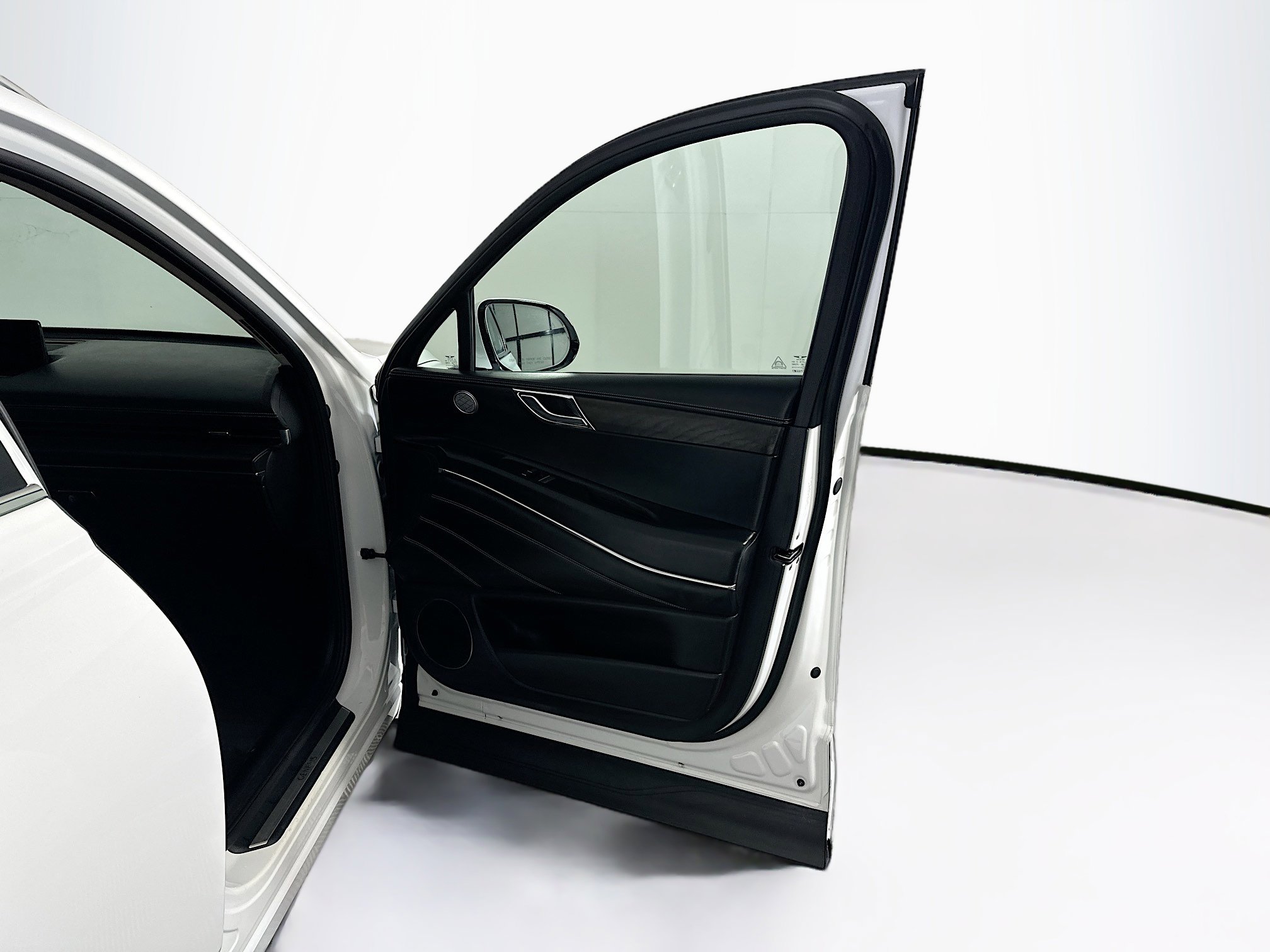 Used 2024 Genesis GV80 3.5T image 35