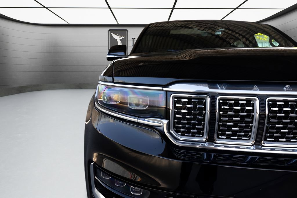 Used 2024 Jeep Grand Wagoneer L 4WD image 16