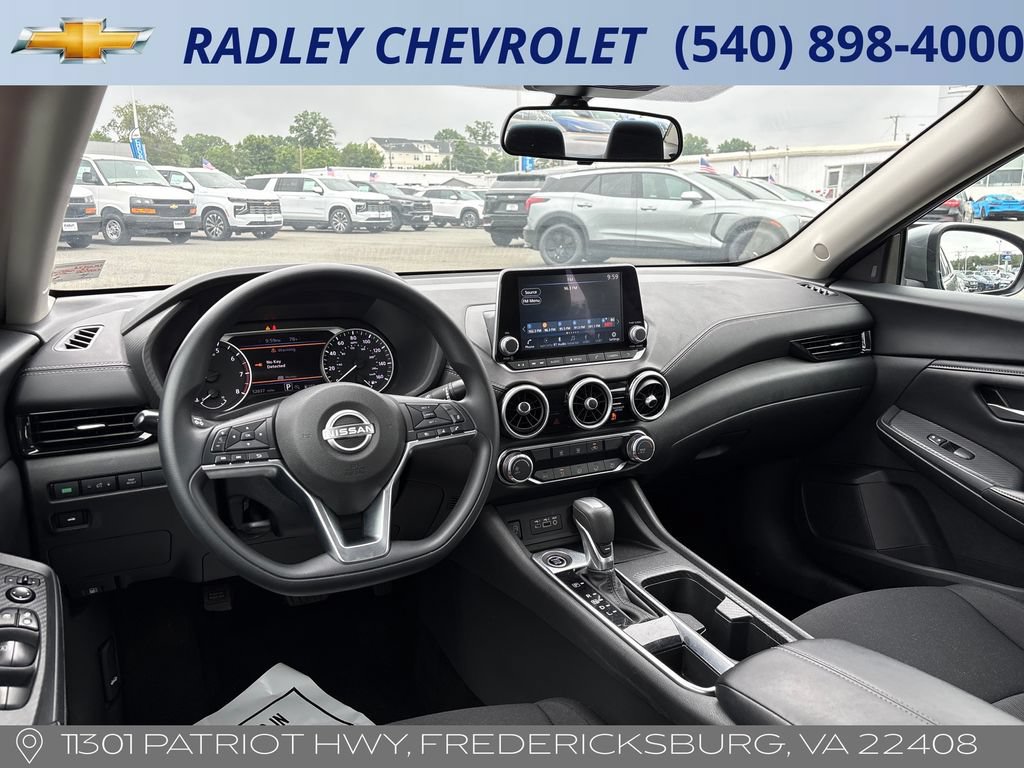 Used 2024 Nissan Sentra SV FWD image 23
