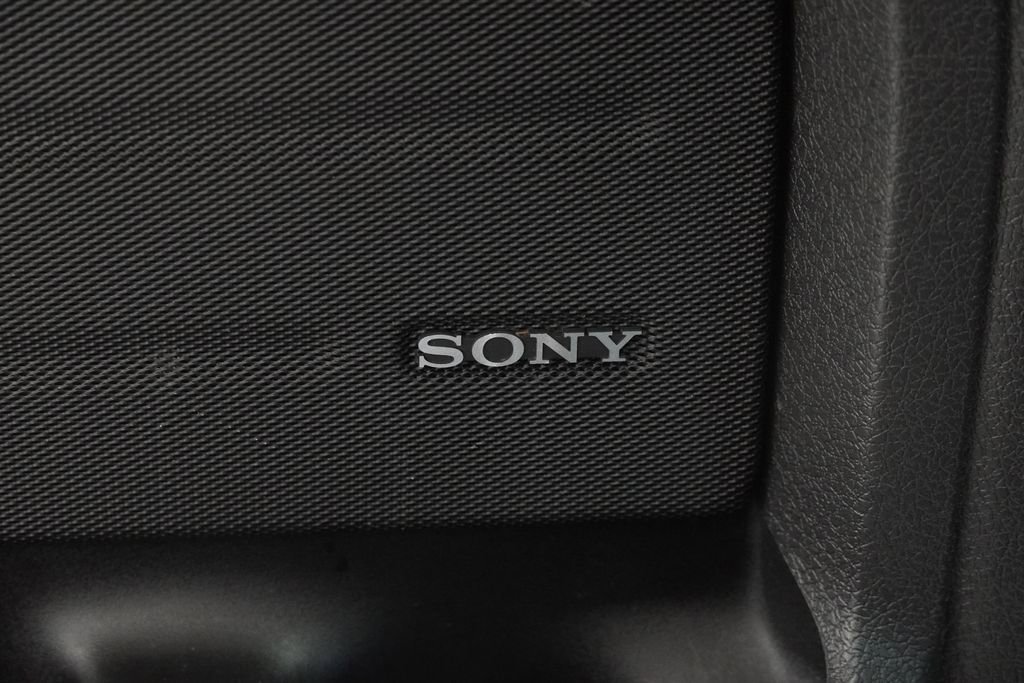 Used 2014 Ford F150 Limited image 18