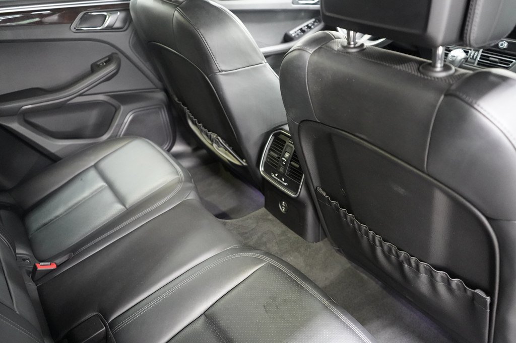 Used 2023 Porsche Macan S AWD/4WD image 20
