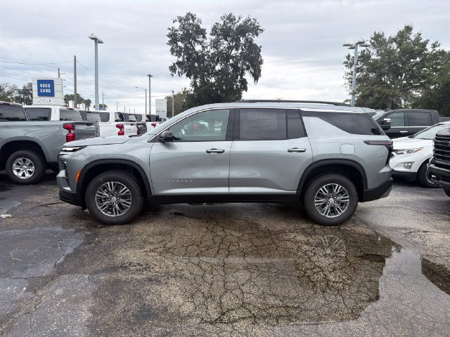 New 2027 Chevrolet Traverse LT w/ Driver Confidence Package FWD image 3