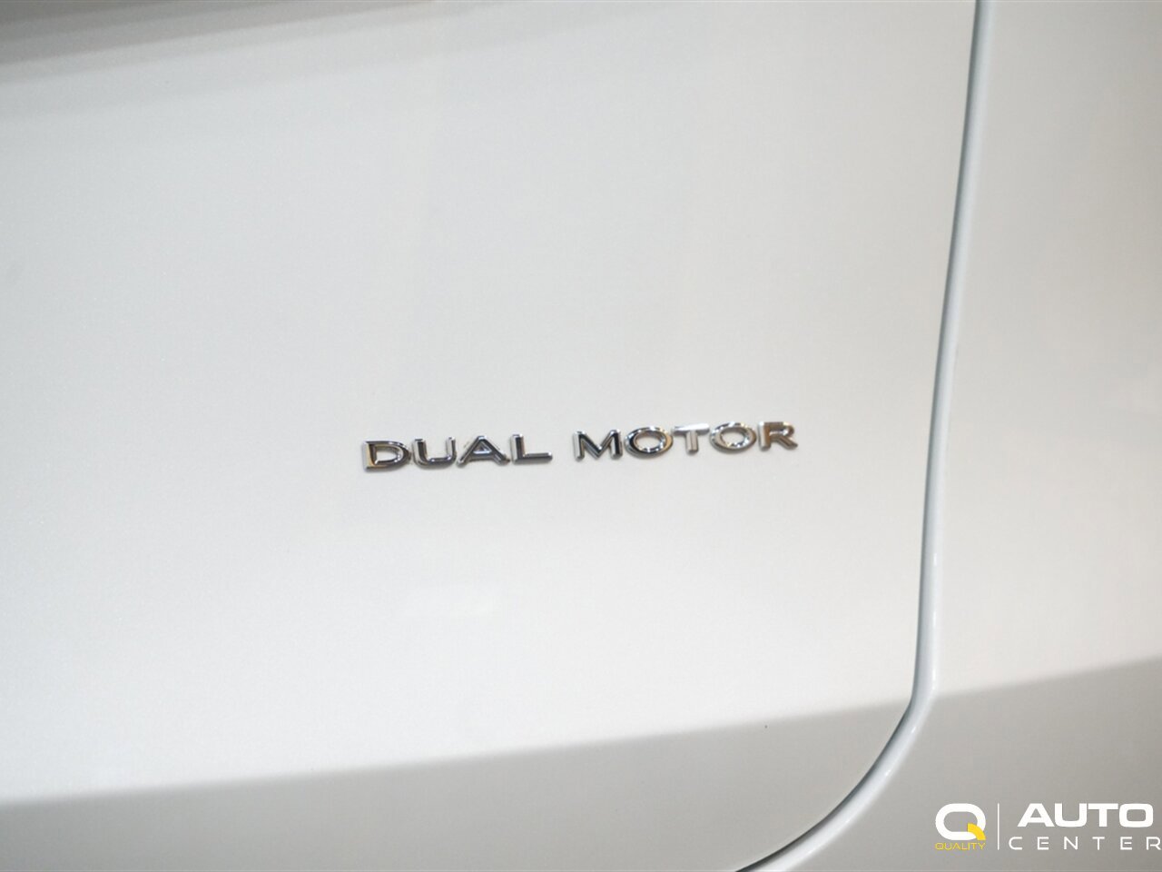 Used 2022 Tesla Model Y Long Range AWD/4WD image 6