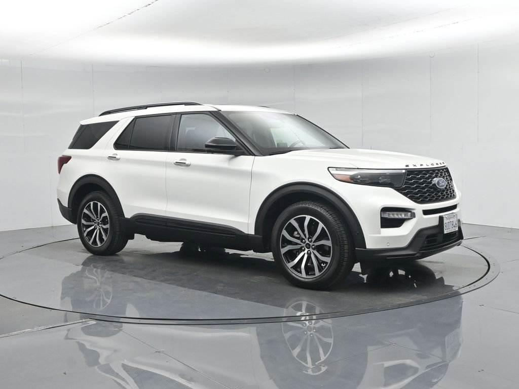 Used 2020 Ford Explorer ST w/ Premium Technology Package image 30