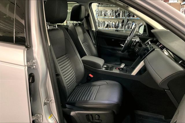 Certified 2025 Land Rover Discovery Sport S image 6