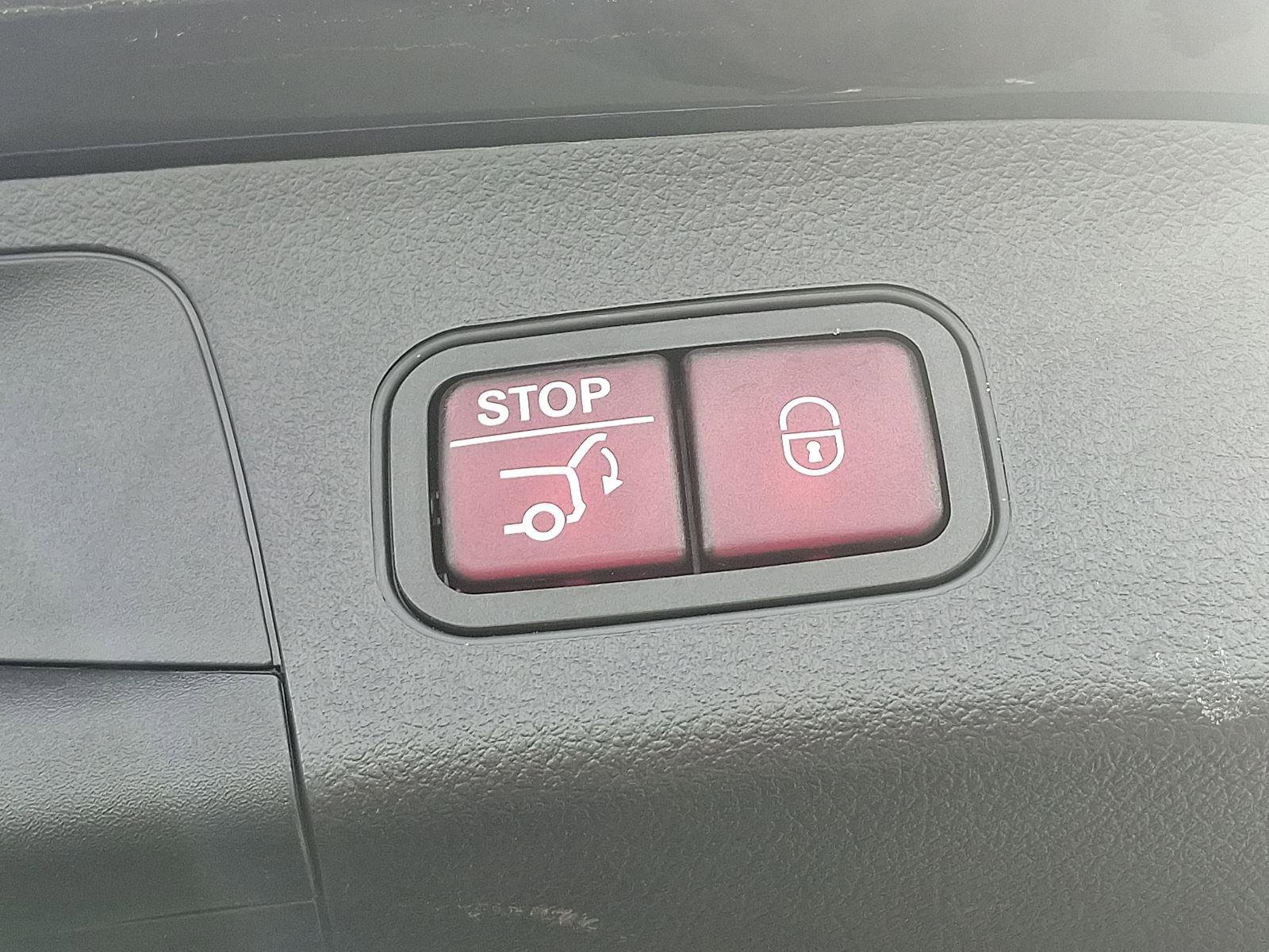 Used 2025 Mercedes-Benz GLA 250 4MATIC image 29