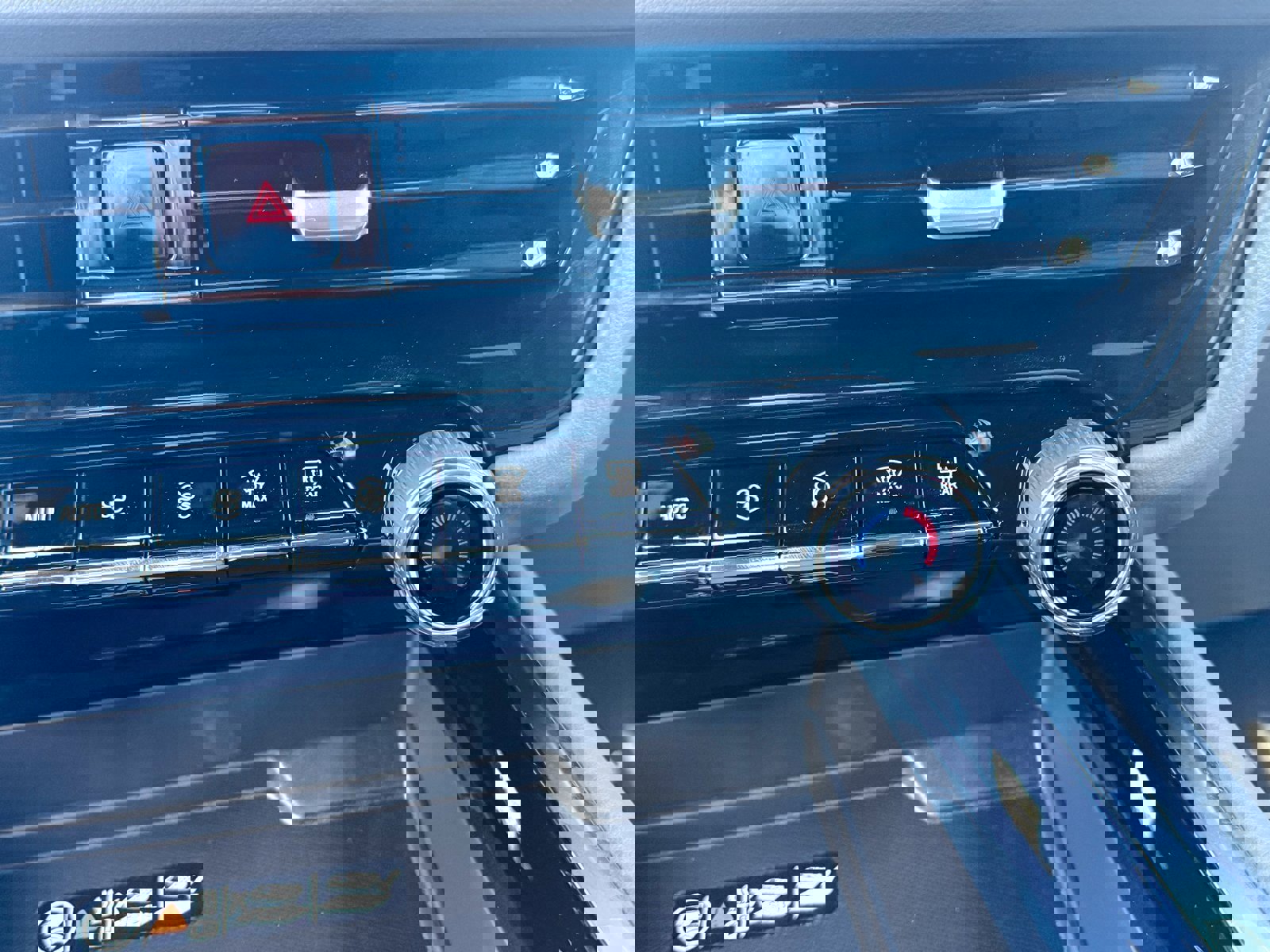 New 2026 Chevrolet Suburban RST w/ Comfort Package image 34