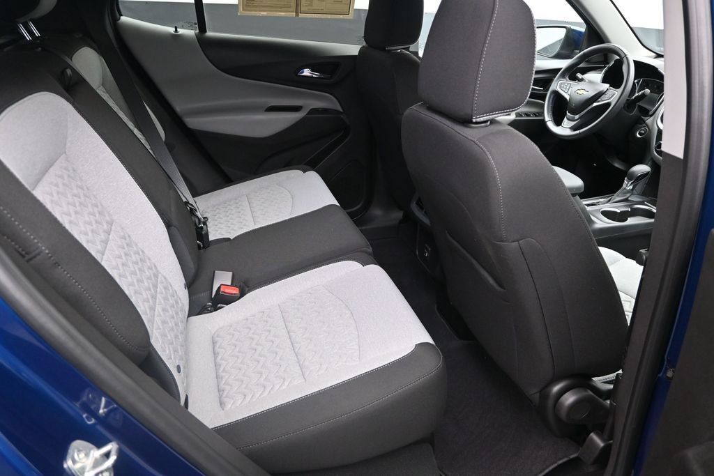 Used 2022 Chevrolet Equinox LT w/ Driver Convenience Package FWD image 25
