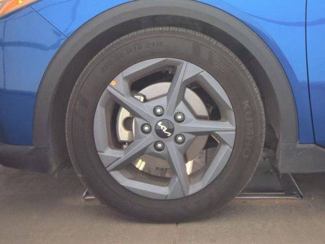 Used 2025 Kia K4 FWD image 20