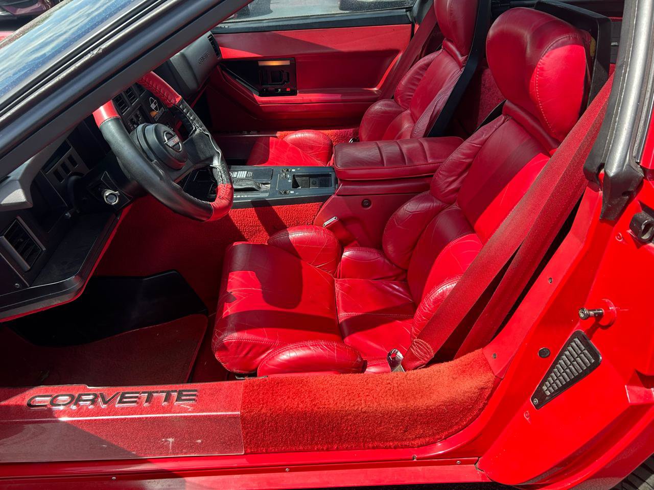 Used 1989 Chevrolet Corvette Coupe RWD image 10