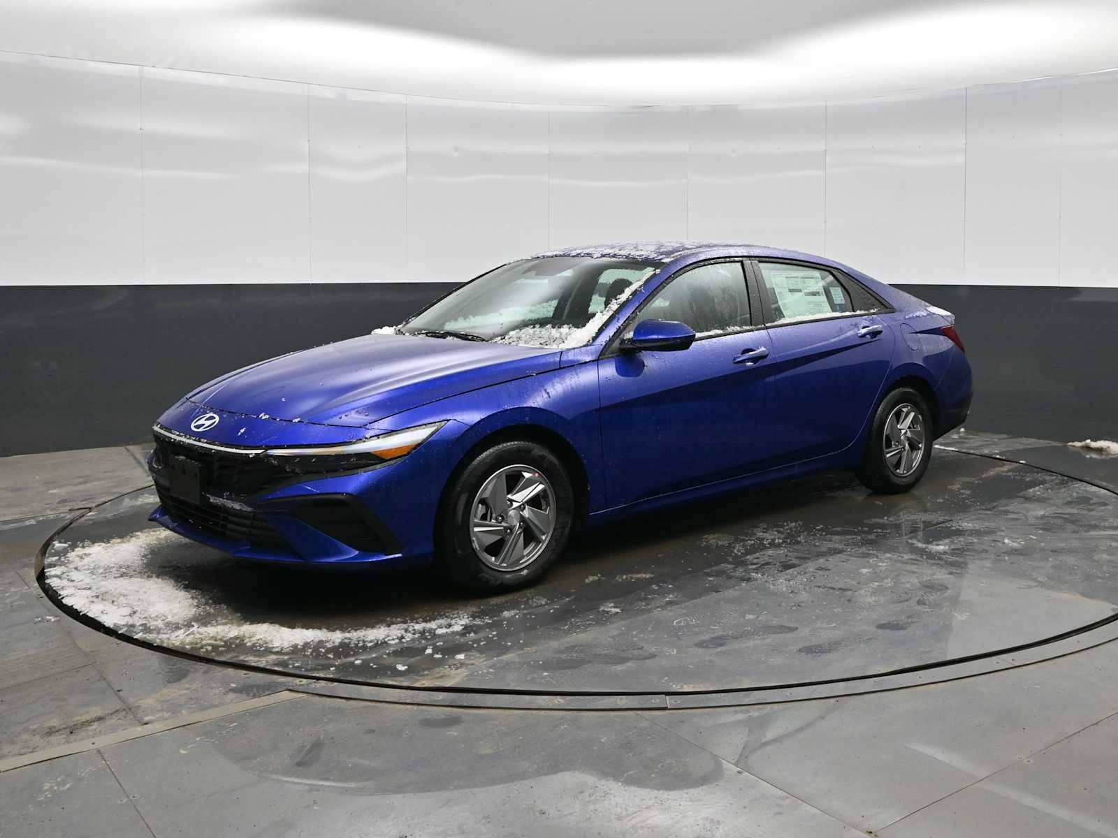 New 2026 Hyundai Elantra SE