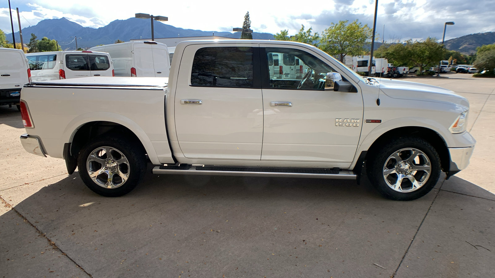 Used 2018 RAM 1500 Laramie image 6