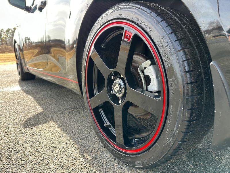 Used 2013 Hyundai Veloster w/ Style Pkg FWD image 11