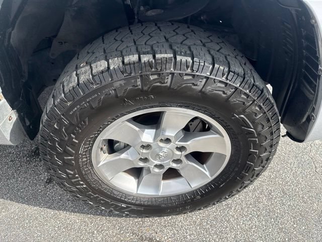 Used 2012 Toyota 4Runner SR5 RWD image 12