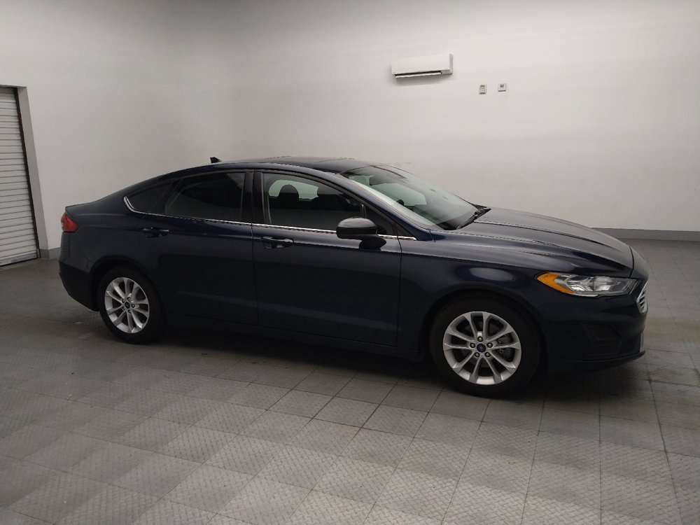 Used 2020 Ford Fusion SE FWD image 11