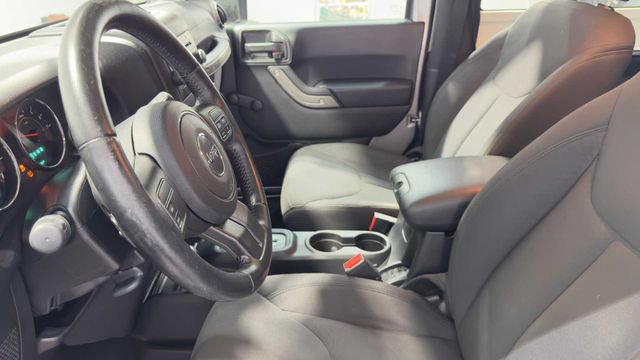 Used 2018 Jeep Wrangler Sport AWD/4WD image 16