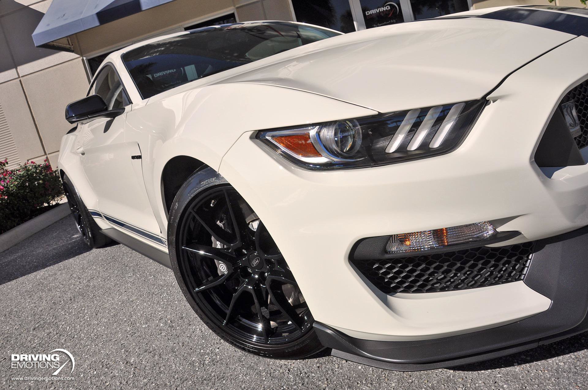 Used 2020 Ford Mustang Shelby GT350 w/ Technology Package RWD image 9