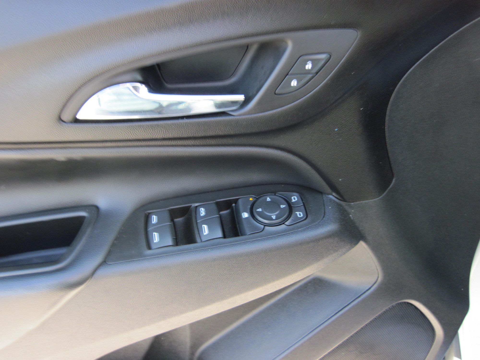 Used 2021 Chevrolet Equinox LT AWD/4WD image 11