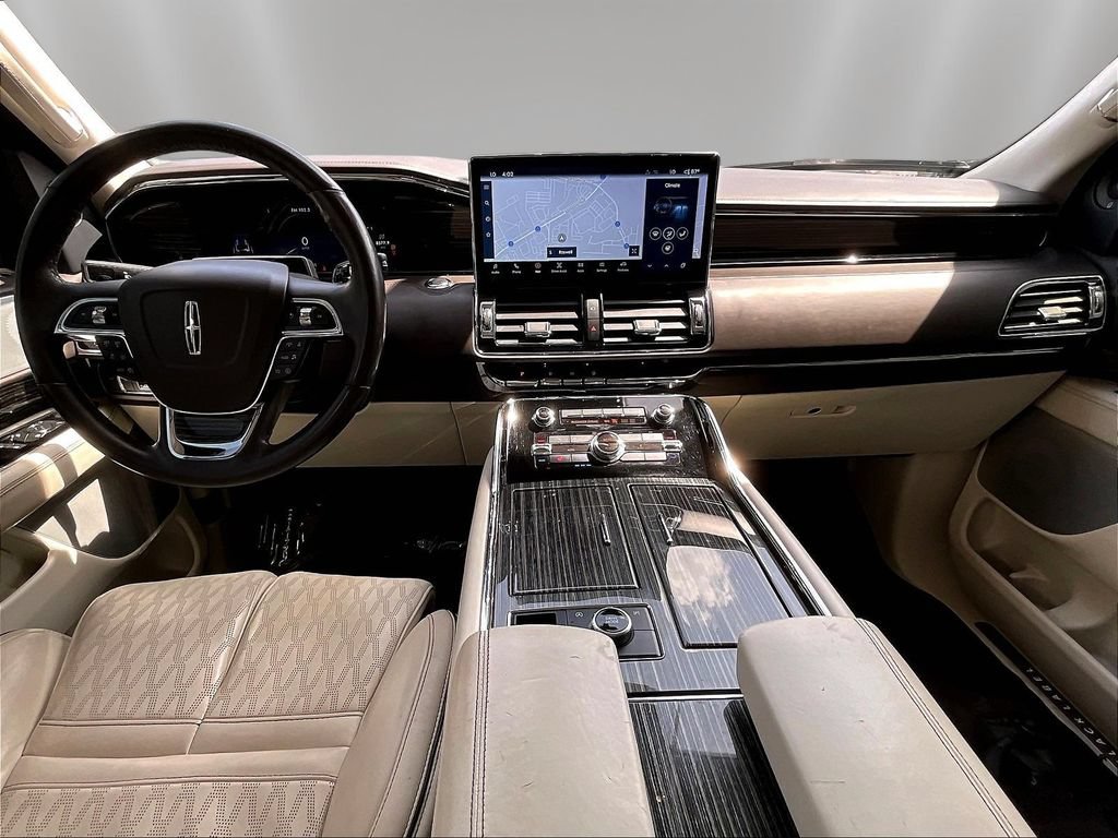Used 2022 Lincoln Navigator Black Label AWD/4WD image 9