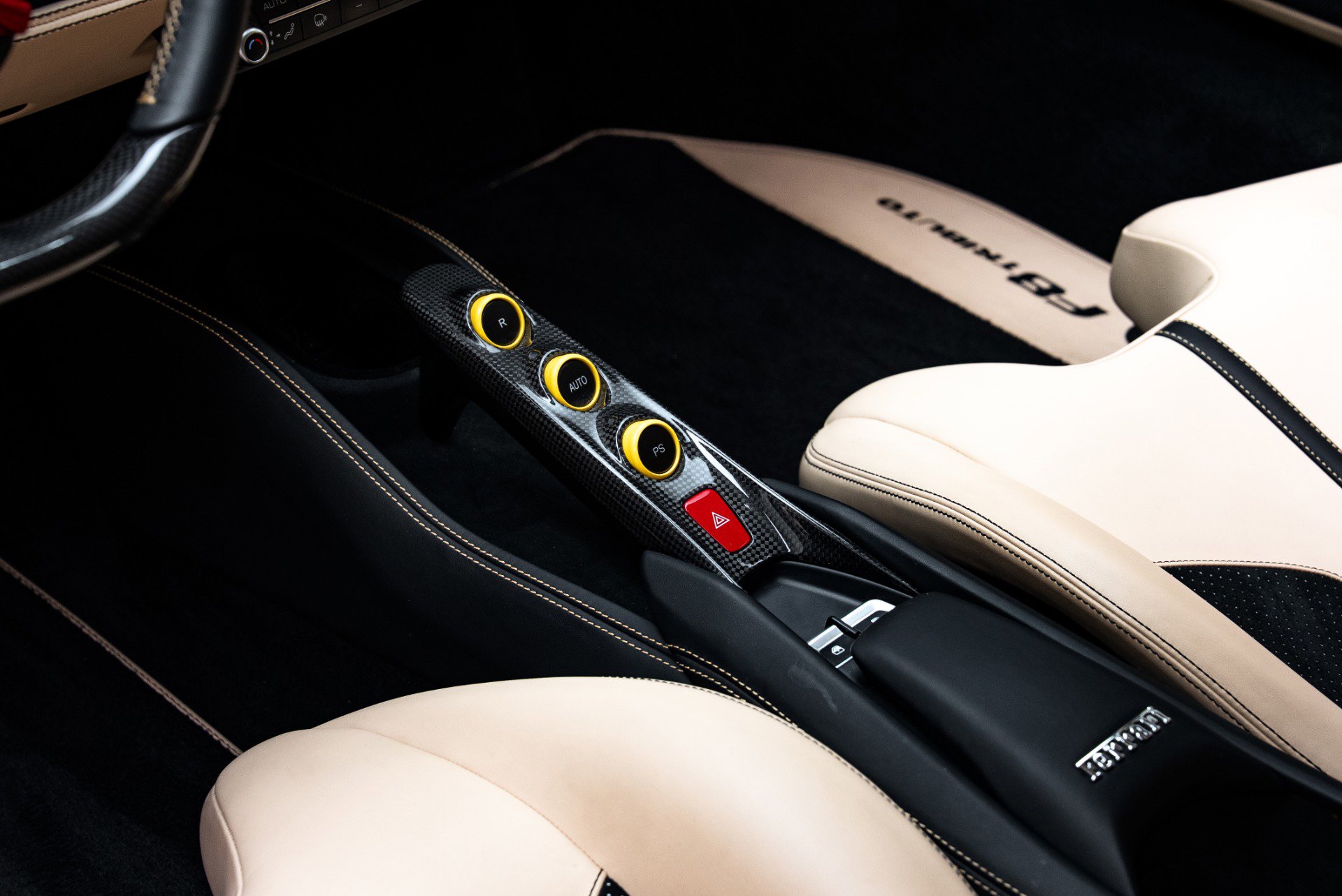 Used 2022 Ferrari F8 Tributo image 22