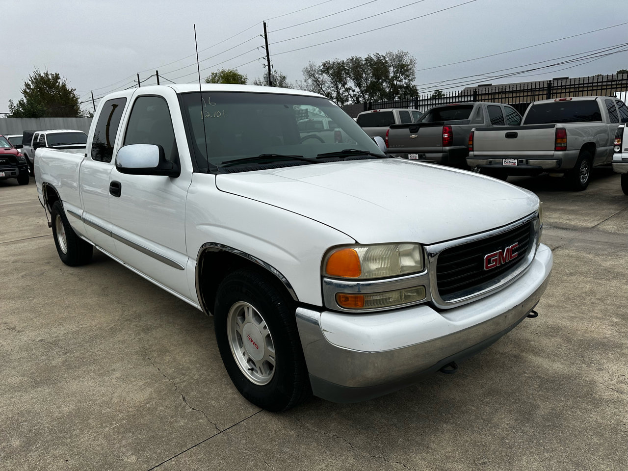 Used 2001 GMC Sierra 1500 SLE RWD image 2