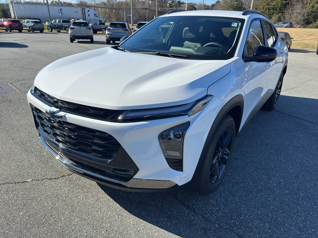 New 2026 Chevrolet Trax ACTIV w/ Driver Confidence Package