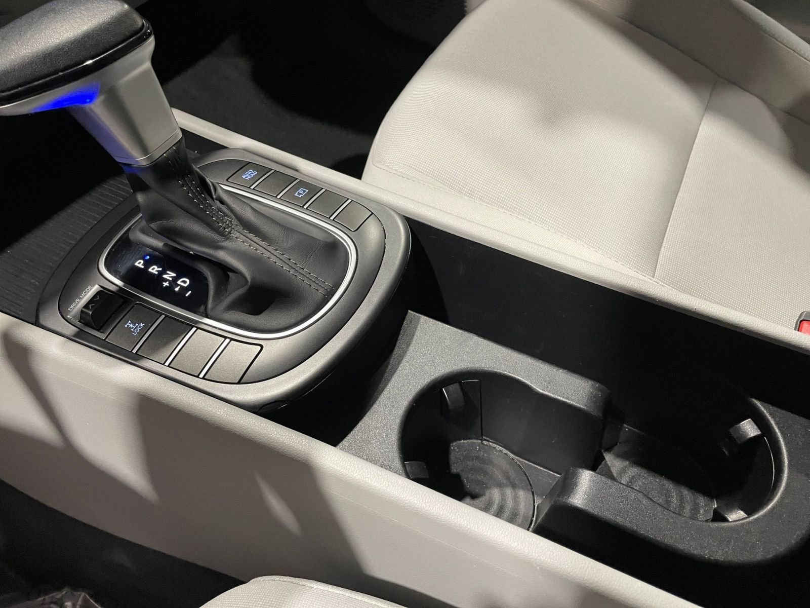 Used 2025 Hyundai Kona SEL image 42