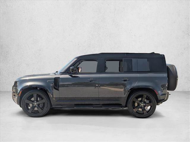 Used 2025 Land Rover Defender 110 X-Dynamic SE AWD/4WD image 9