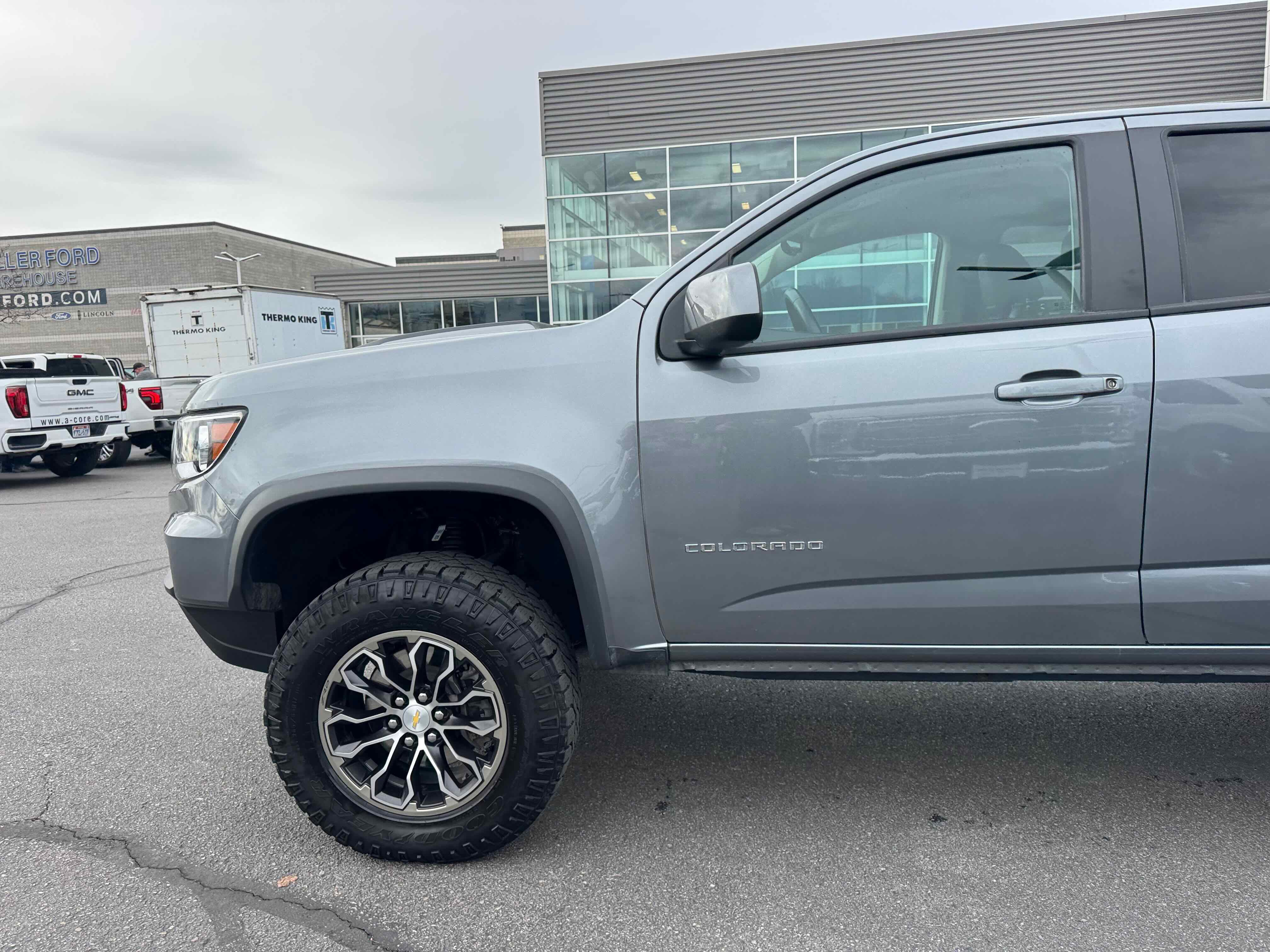 Used 2022 Chevrolet Colorado ZR2 image 2