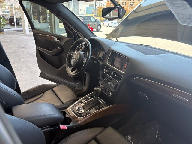 Used 2015 Audi Q5 3.0T Premium Plus w/ Technology Package AWD/4WD image 23