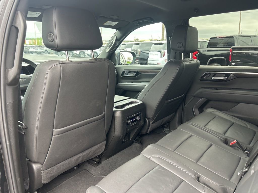 Used 2025 Chevrolet Tahoe Z71 AWD/4WD image 39