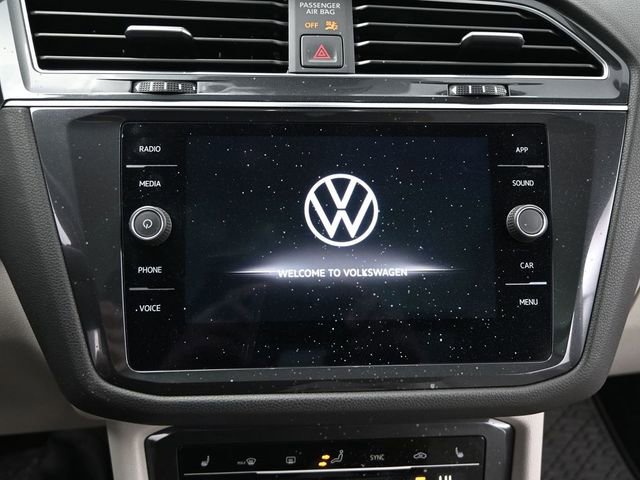 Used 2022 Volkswagen Tiguan SE image 13