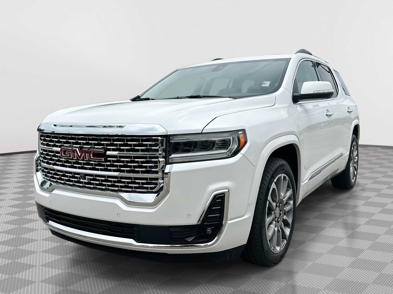 Used 2023 GMC Acadia Denali w/ Denali Ultimate Package
