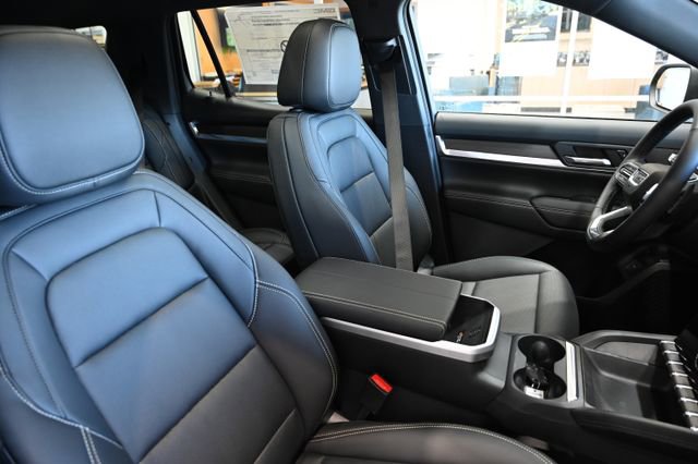 New 2026 GMC Terrain Elevation w/ Elevation Premium Package AWD/4WD image 8