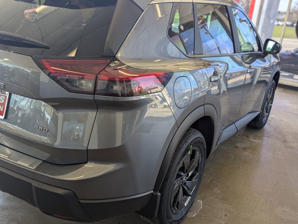 New 2026 Nissan Rogue SV image 10