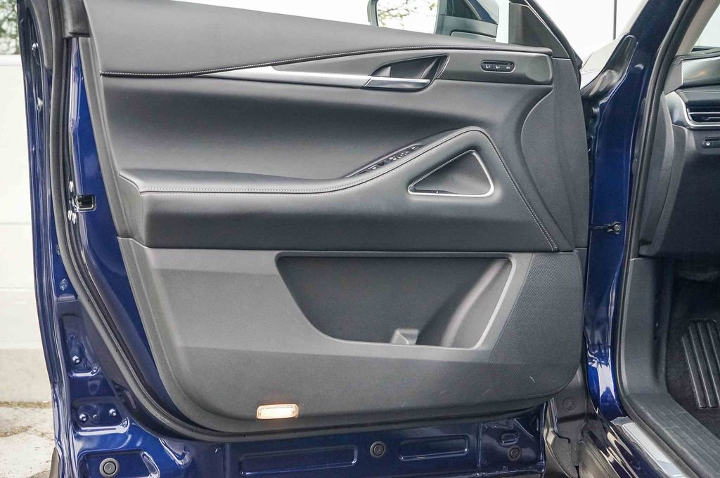 Certified 2025 INFINITI QX60 Luxe image 19