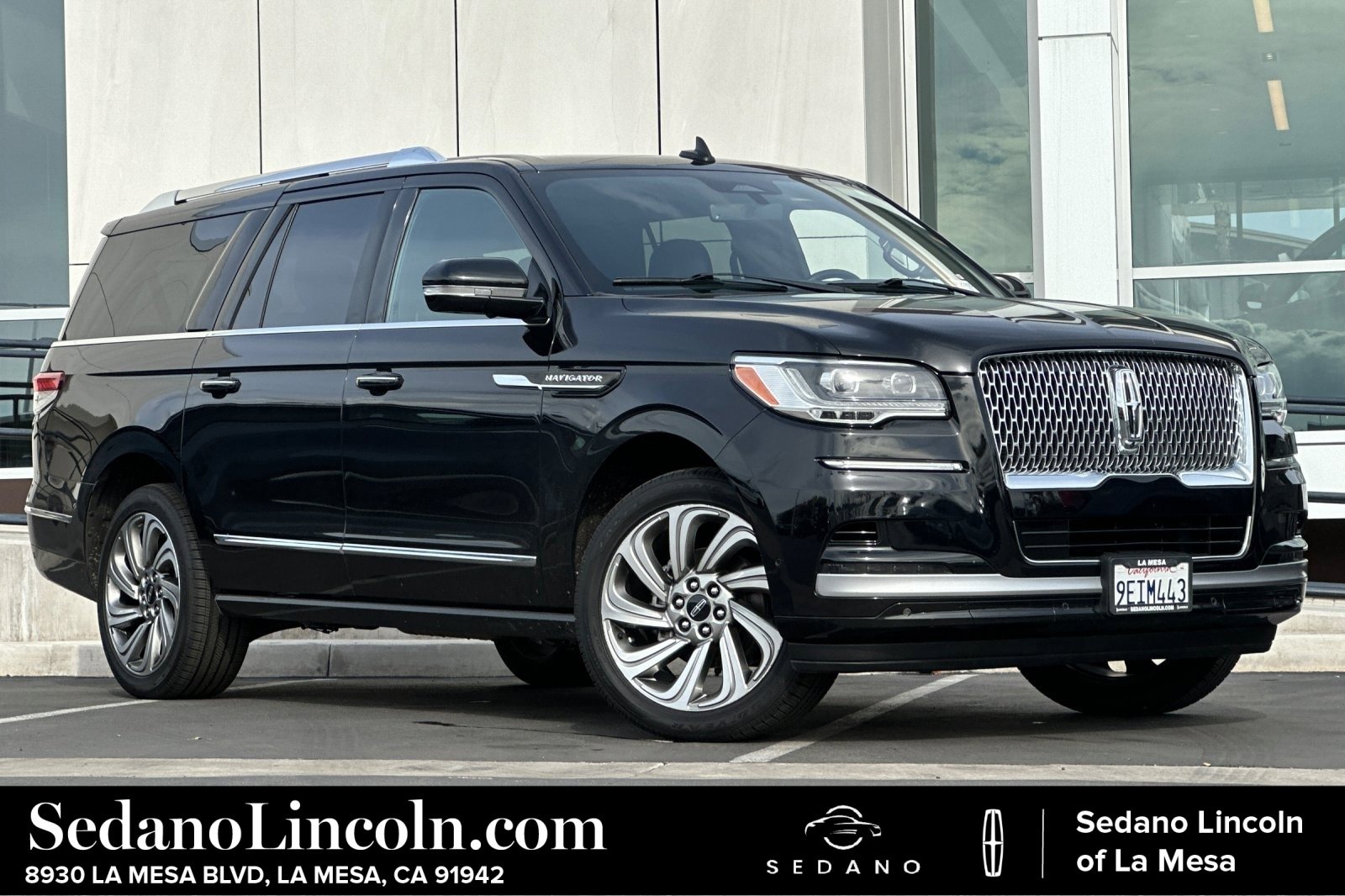 Used 2022 Lincoln Navigator L Reserve image 1