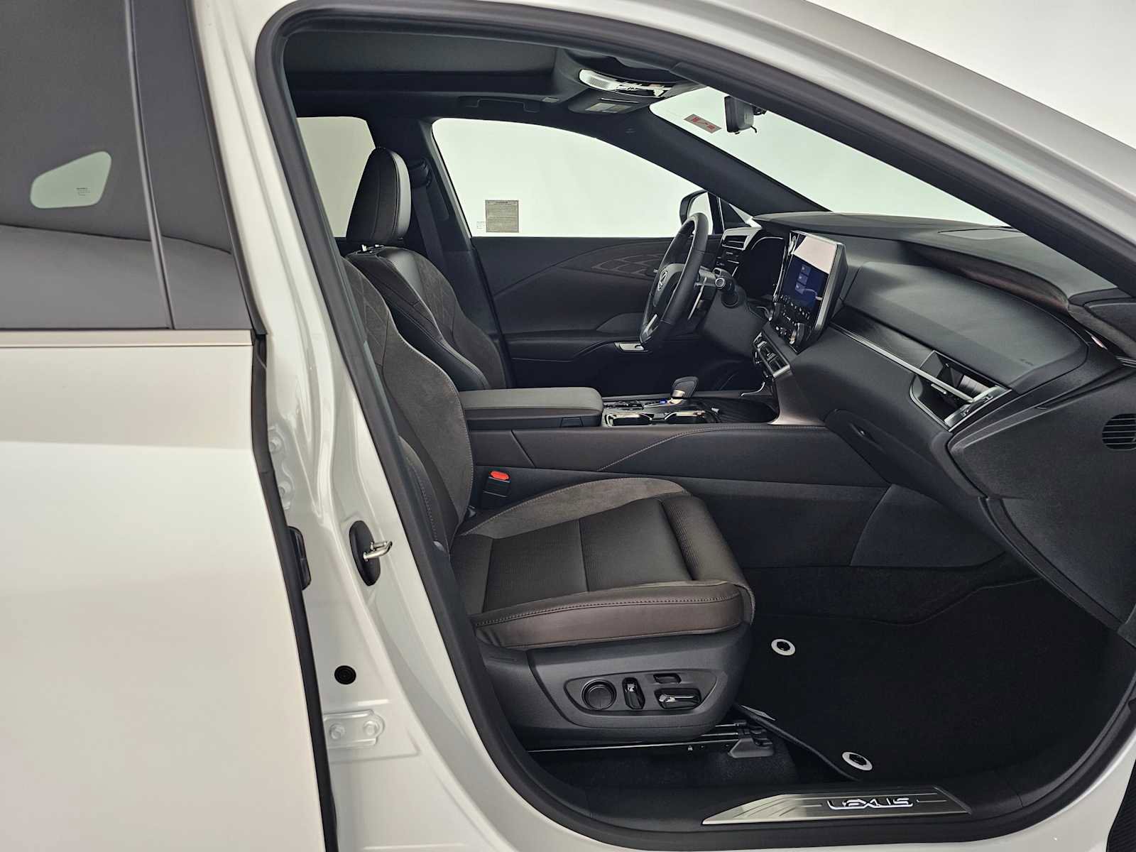 Certified 2026 Lexus RX 350 Luxury w/ Convenience Package image 10