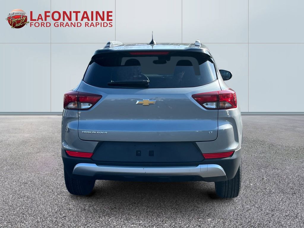 Used 2025 Chevrolet TrailBlazer LT image 6