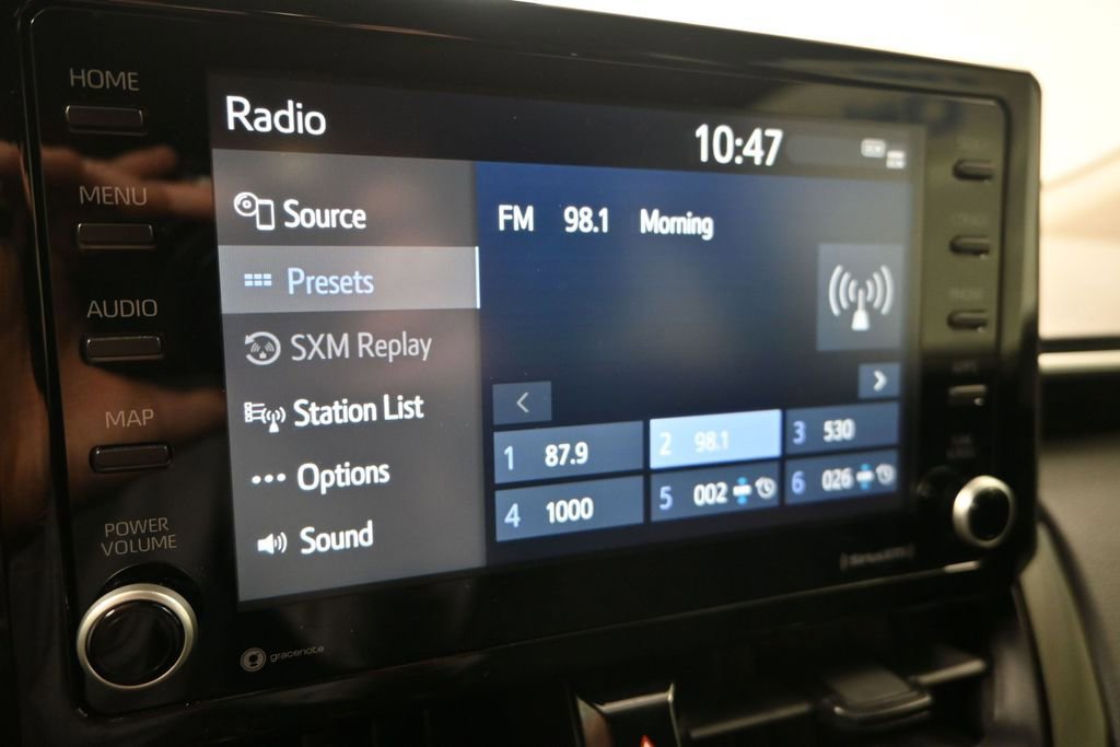 Used 2022 Toyota Corolla Cross LE FWD image 17
